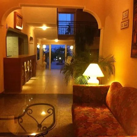 La Rosa Hotel 3*