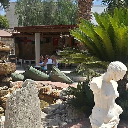 La Rosa Hotel